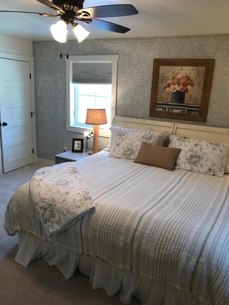 King Room interior